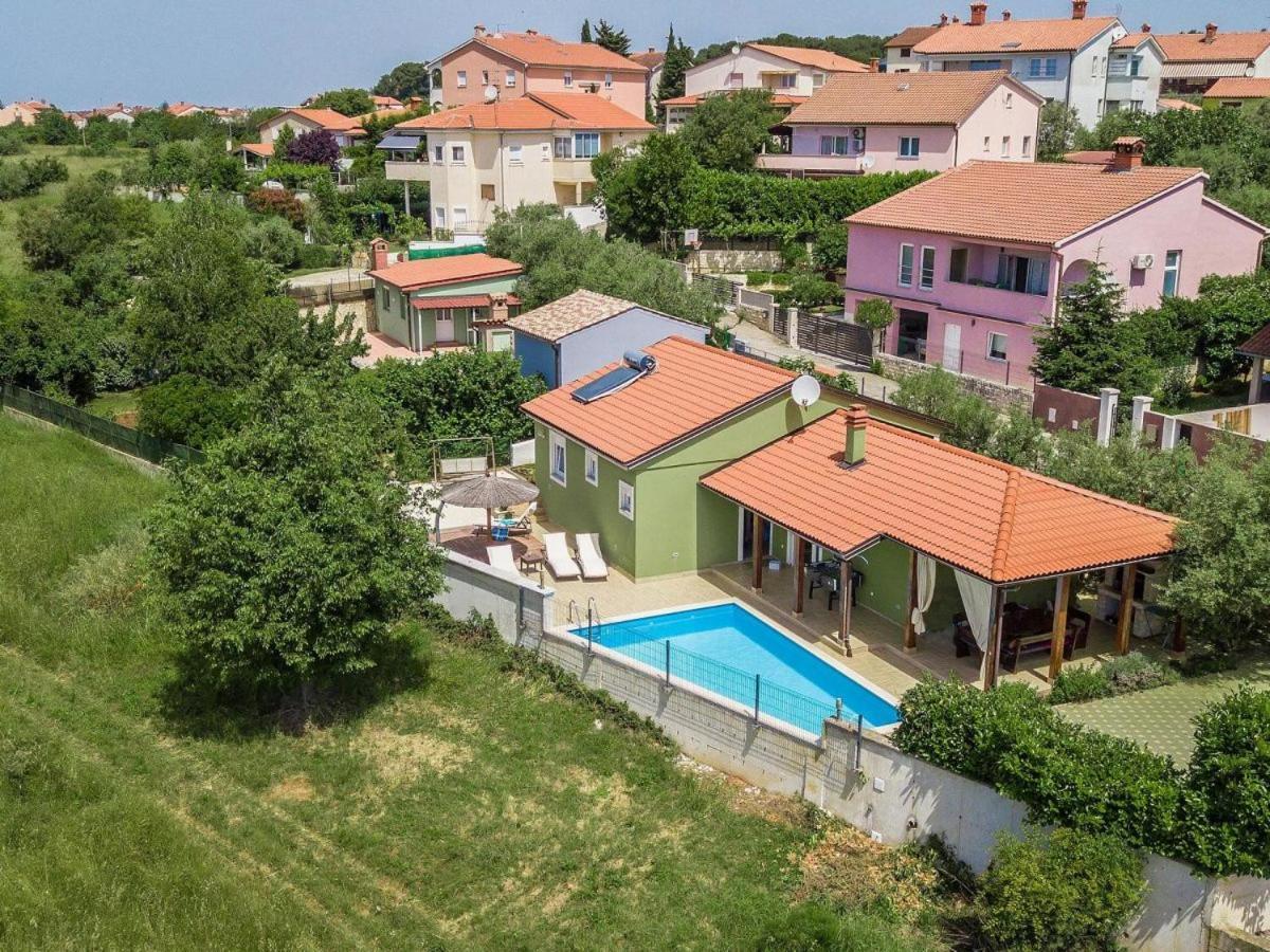 Holiday Home Tanja Pula Bagian luar foto