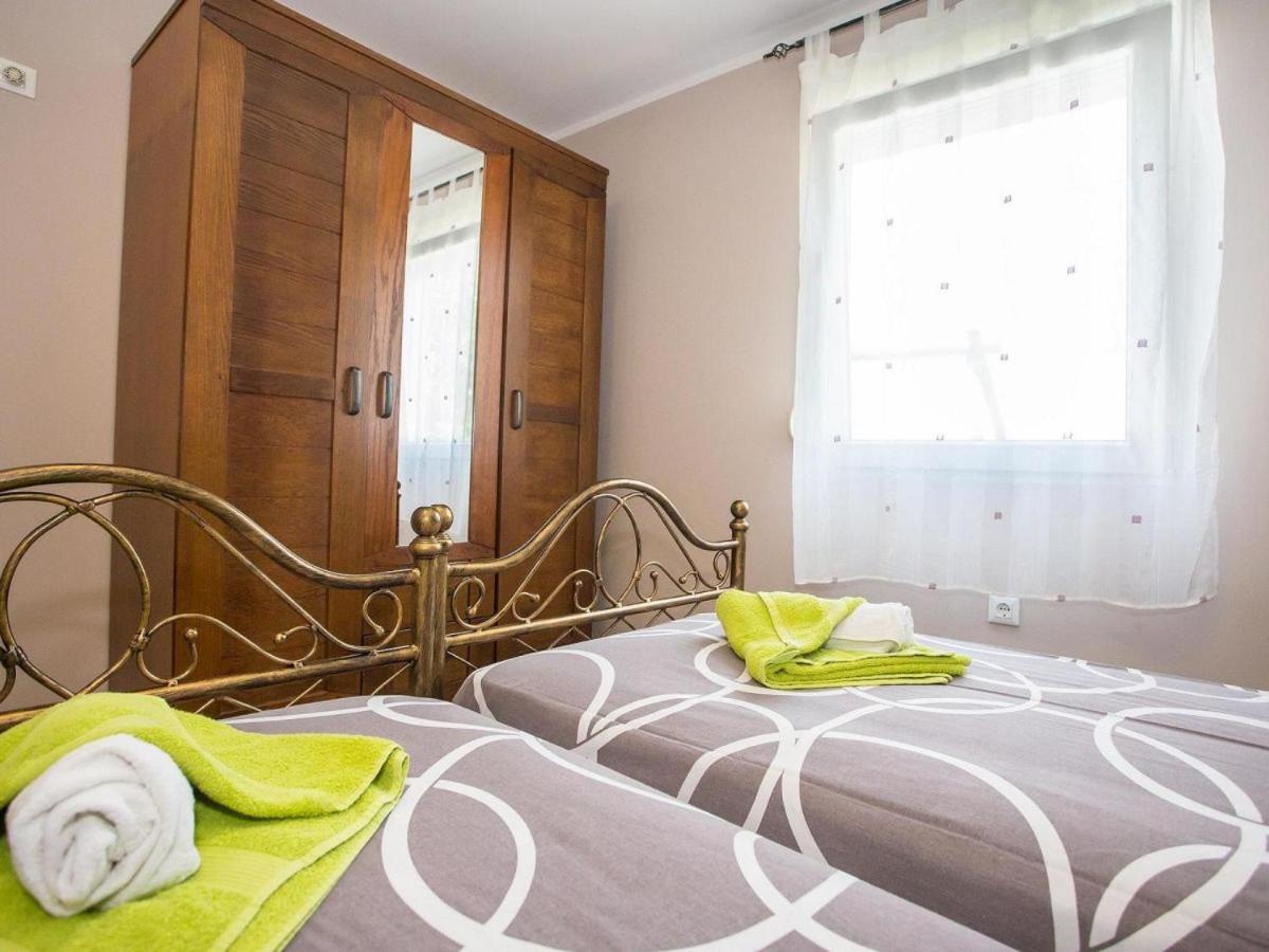 Holiday Home Tanja Pula Bagian luar foto