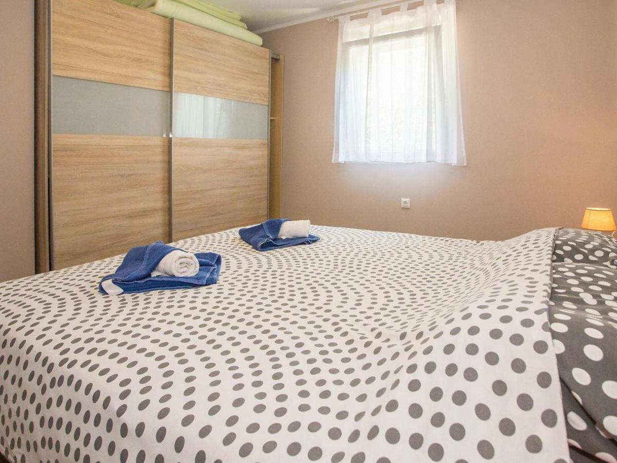 Holiday Home Tanja Pula Bagian luar foto